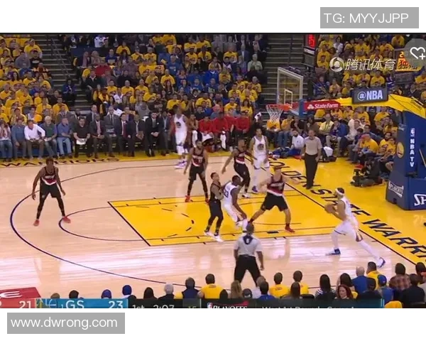 2017年NBA季后赛勇士对阵开拓者第四场精彩回放与赛后分析 2017年NBA季后赛勇士对阵开拓者第四场精彩回放与赛后分析