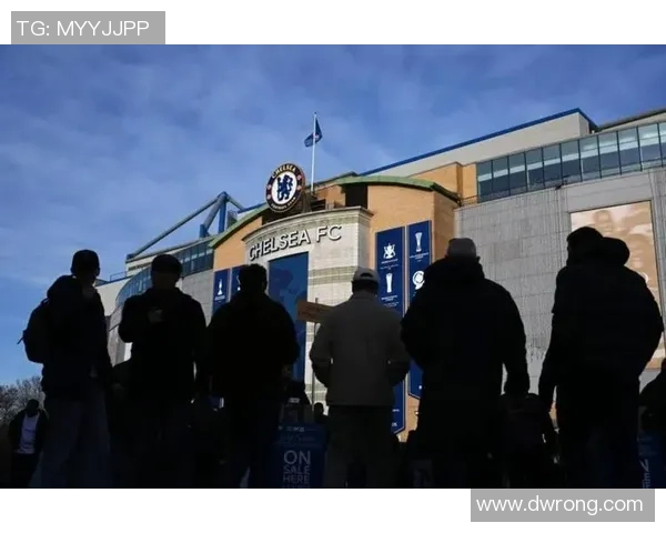 切尔西官方:多名青年球员遭种族歧视,对此表明激烈斥责 切尔西官方:多名青年球员遭种族歧视,对此表明激烈斥责